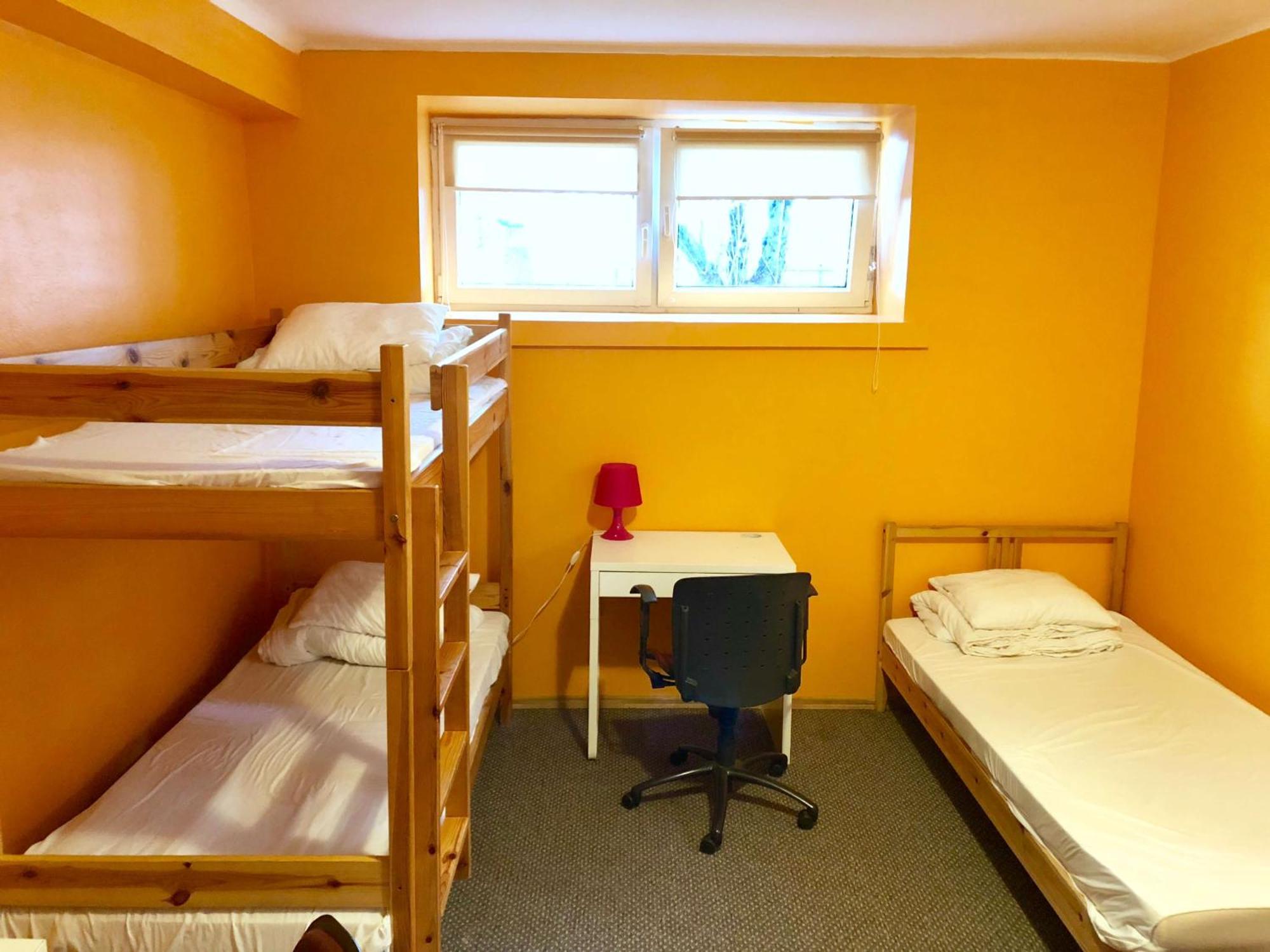 Student-House Kazimierzowska Hostel Varsó Szoba fotó