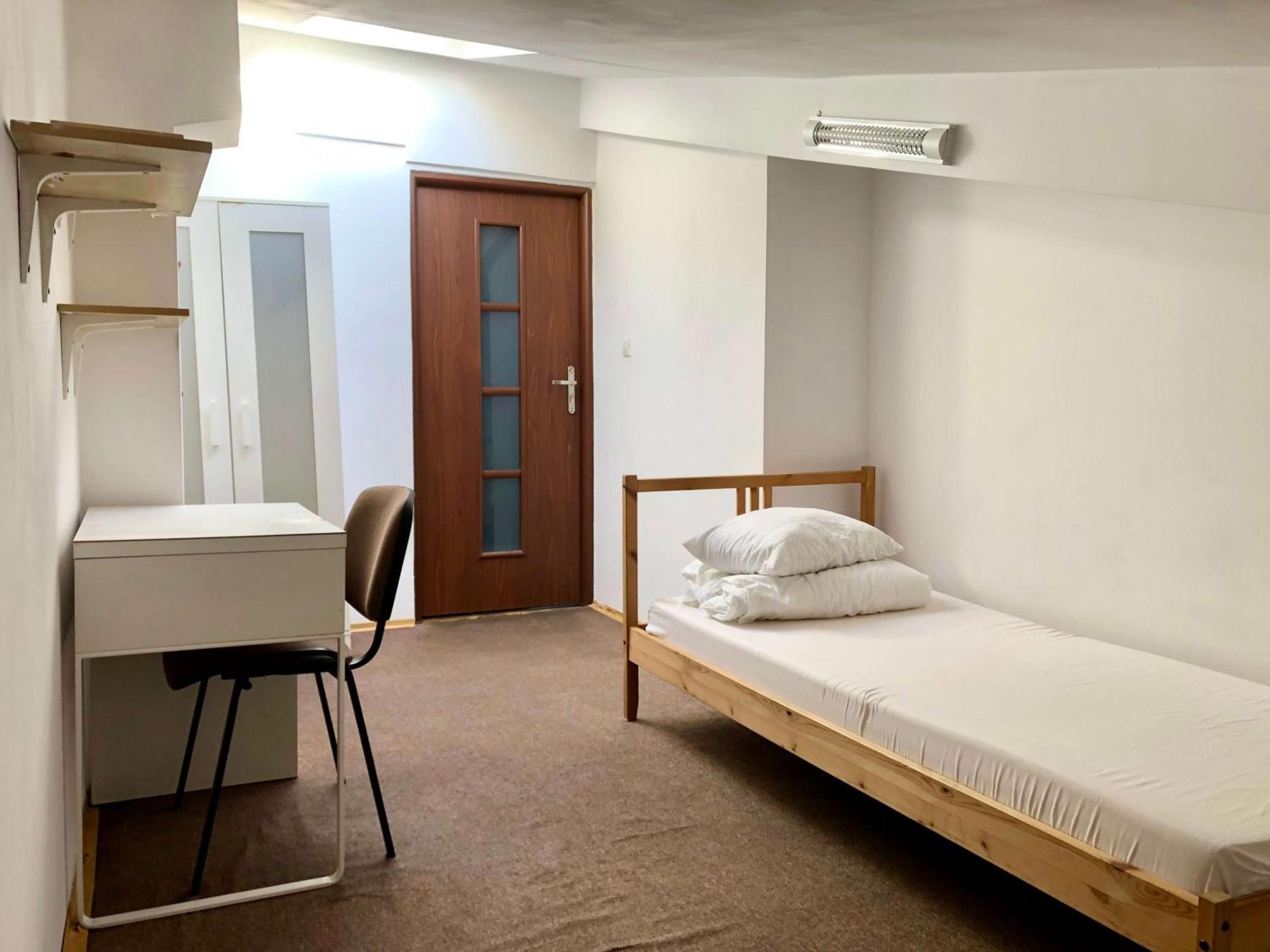 Student-House Kazimierzowska Hostel Varsó Szoba fotó